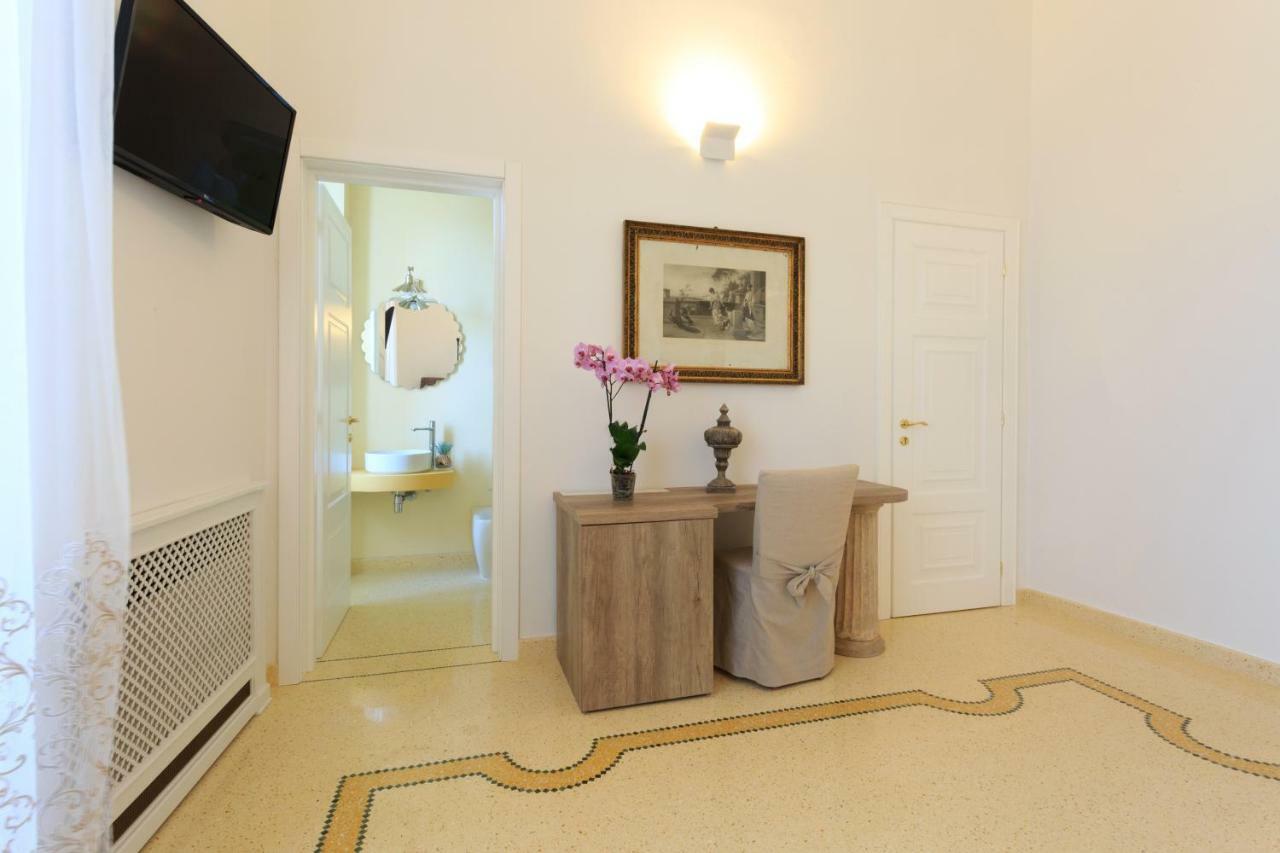 Palazzo Casto Relais Hotel Taviano Kültér fotó